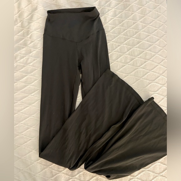 Dark gray aerie flare leggings - Picture 1 of 4